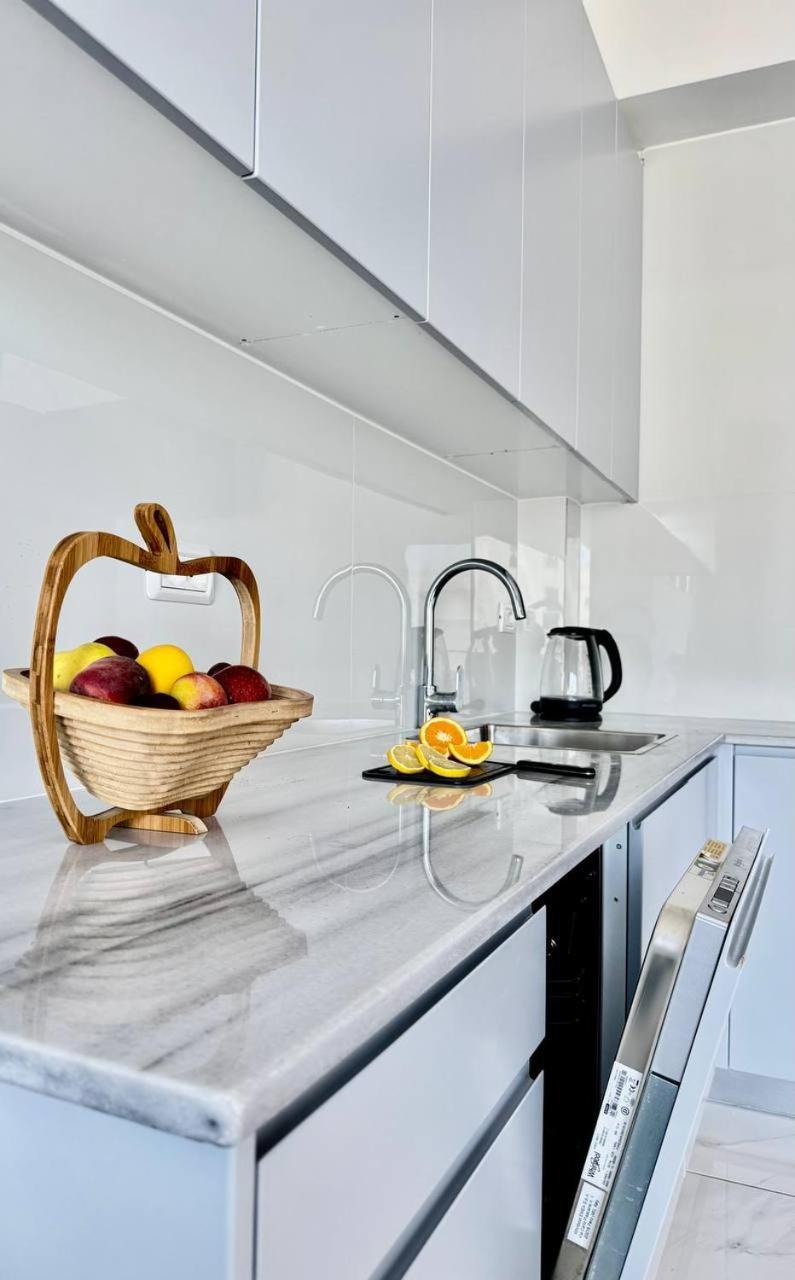 Apartment Fathom Sea View Sarande